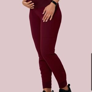 Mandala Maternity Joggers Wine